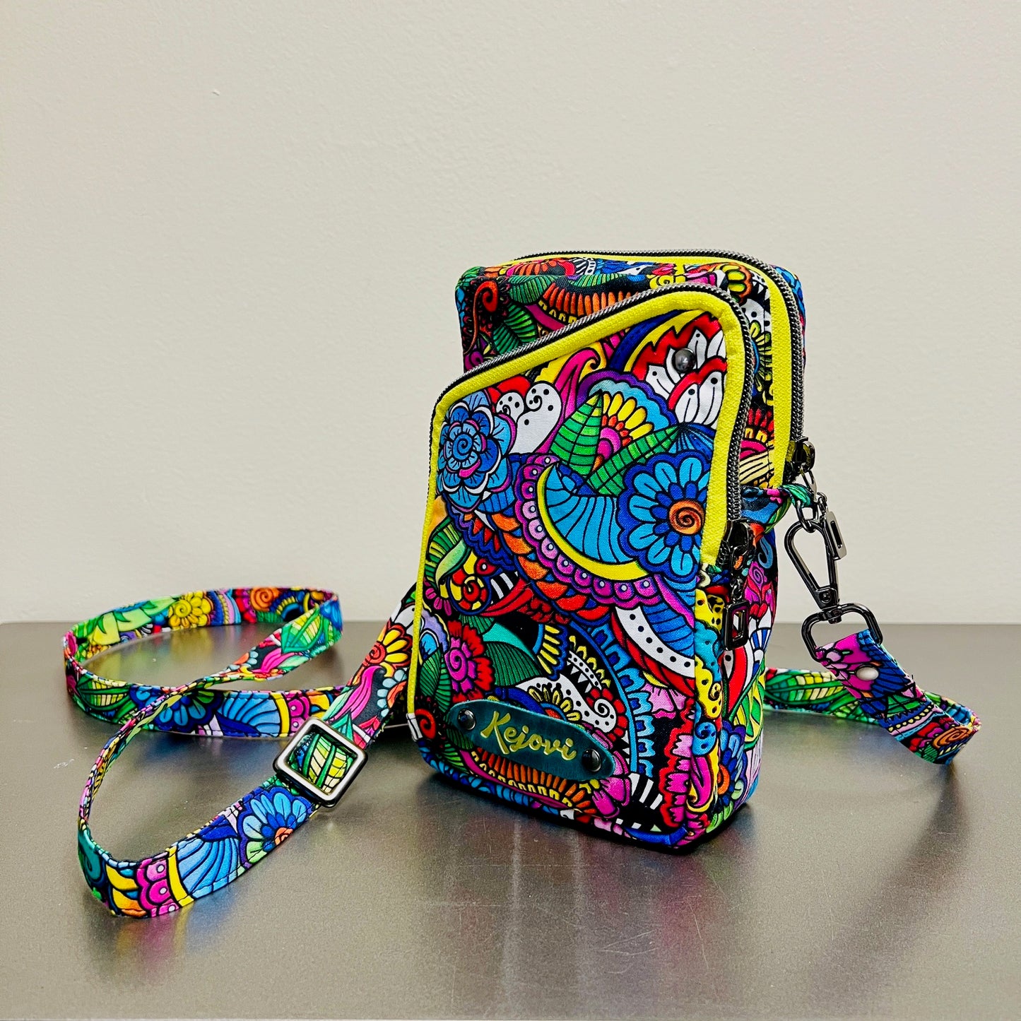 Kelli Crossbody Travel Companion (PDF)