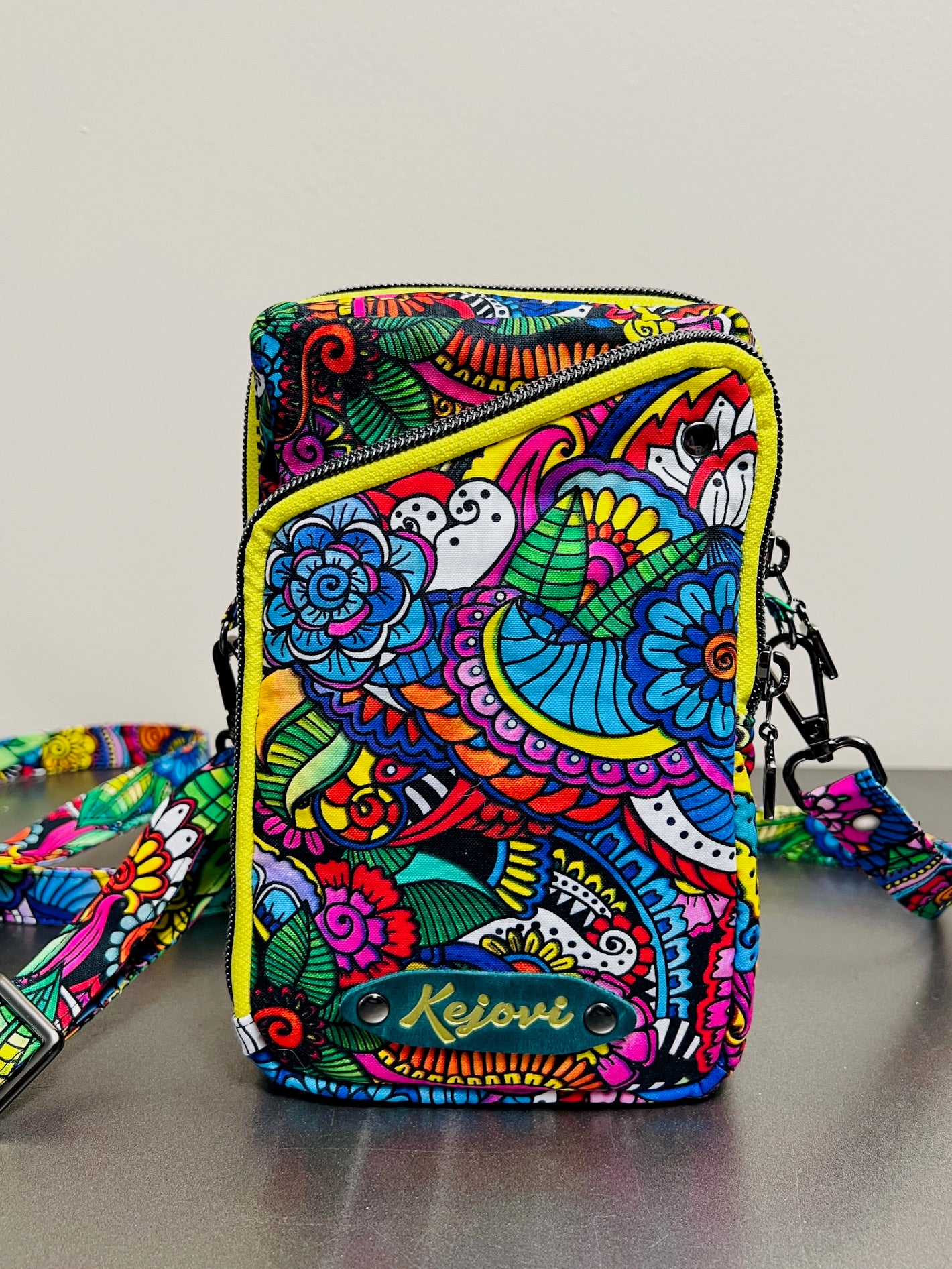 Kelli Crossbody Travel Companion (PDF)